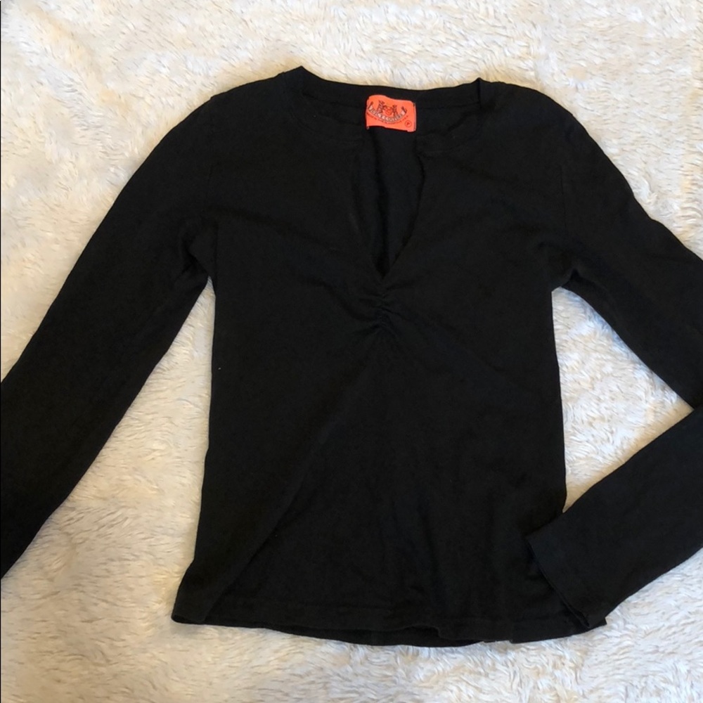 juicy black v neck long sleeve t shirt